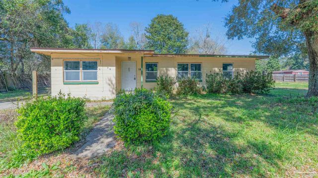 30 Howard Dr, Pensacola, FL 32503