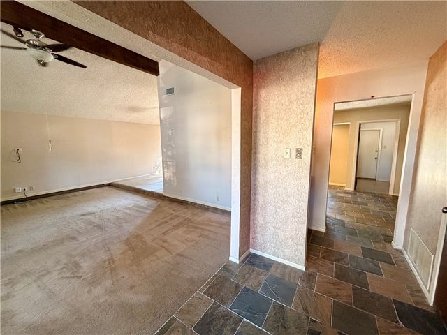4133 Eagle Dr, Corpus Christi, TX 78413
