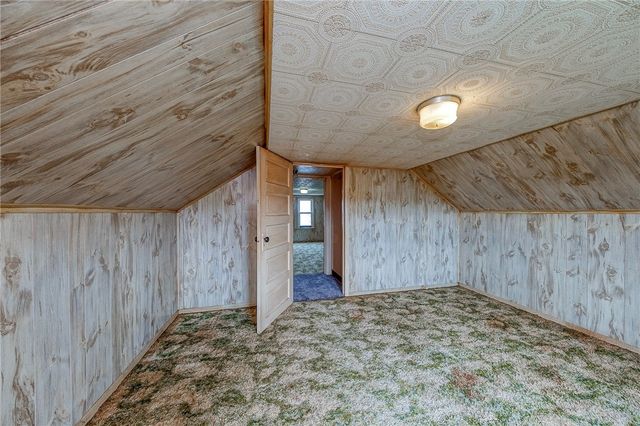 1070 Maple Ave, South Strabane, PA 15301
