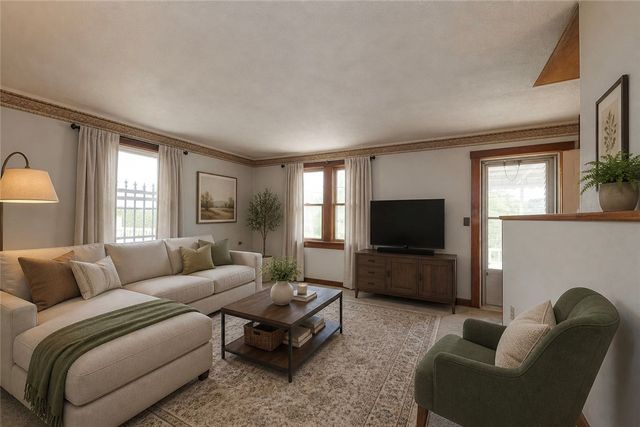 1070 Maple Ave, South Strabane, PA 15301