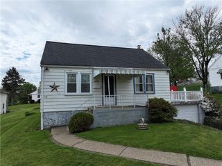 1070 Maple Ave, South Strabane, PA 15301