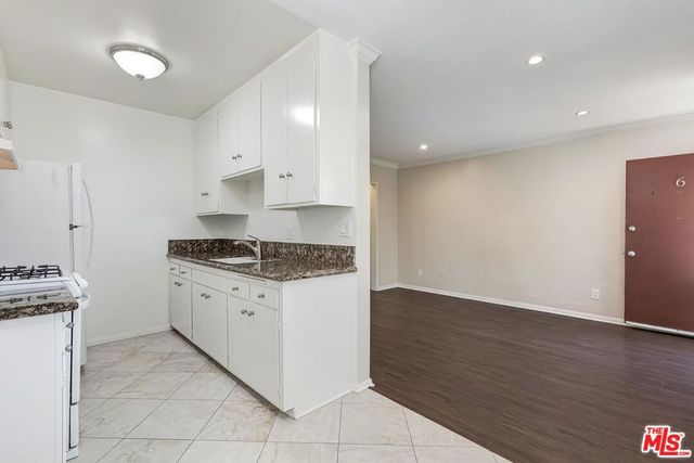 1015 Ashland Avenue 6, Santa Monica, CA 90405