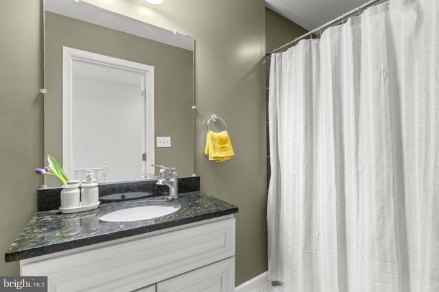 17 N BRADFORD ST, Baltimore, MD 21224
