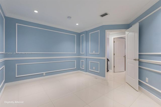 9425 NW 114th Lane 3, Hialeah Gardens, FL 33018