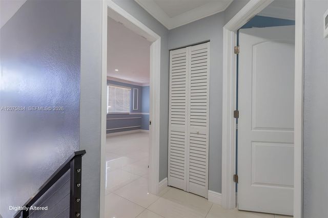 9425 NW 114th Lane 3, Hialeah Gardens, FL 33018