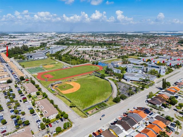 9425 NW 114th Lane 3, Hialeah Gardens, FL 33018