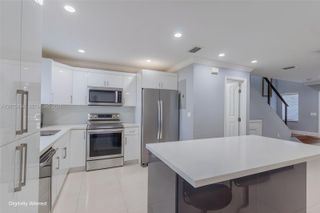 9425 NW 114th Lane 3, Hialeah Gardens, FL 33018