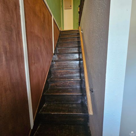 215 S Factory, Enterprise, KS 67441