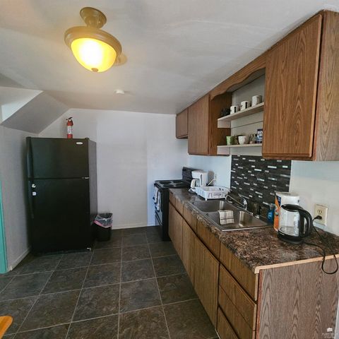 215 S Factory, Enterprise, KS 67441