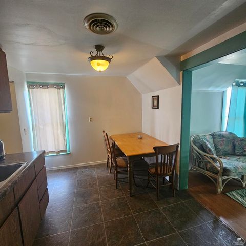 215 S Factory, Enterprise, KS 67441