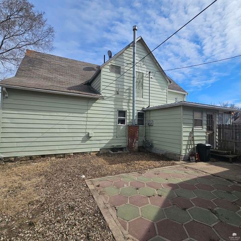 215 S Factory, Enterprise, KS 67441