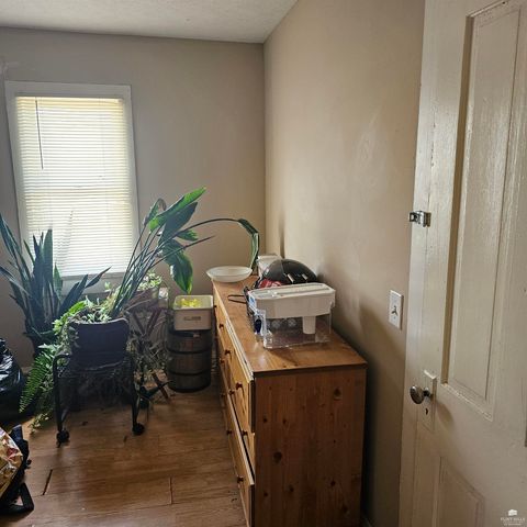 215 S Factory, Enterprise, KS 67441