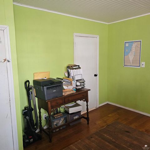 215 S Factory, Enterprise, KS 67441