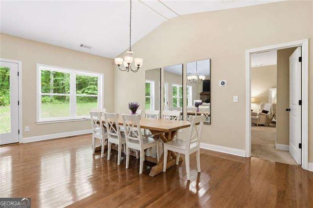 16 Allatoona Woods Trail SE, Acworth, GA 30102