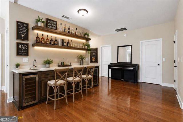 16 Allatoona Woods Trail SE, Acworth, GA 30102