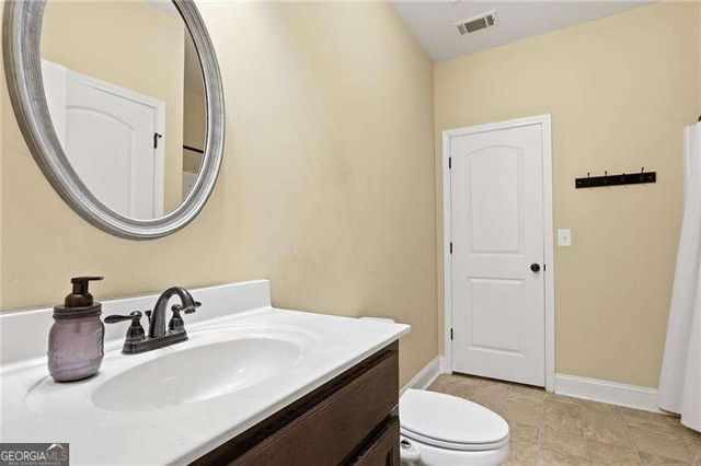16 Allatoona Woods Trail SE, Acworth, GA 30102