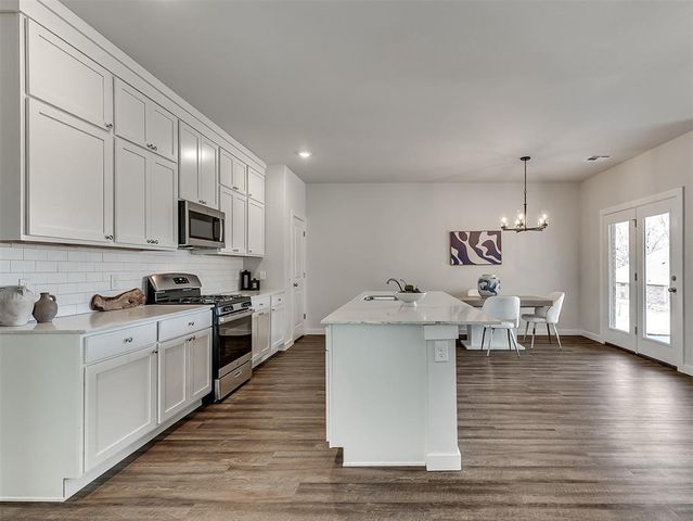 9881 Livingston Road, Edmond, OK 73025