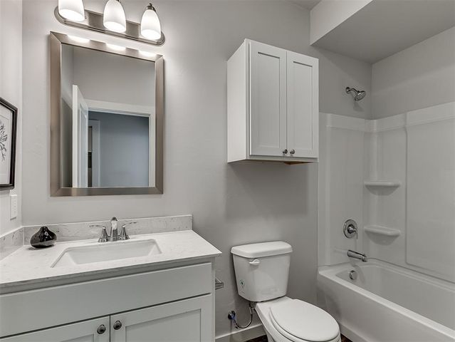 9881 Livingston Road, Edmond, OK 73025