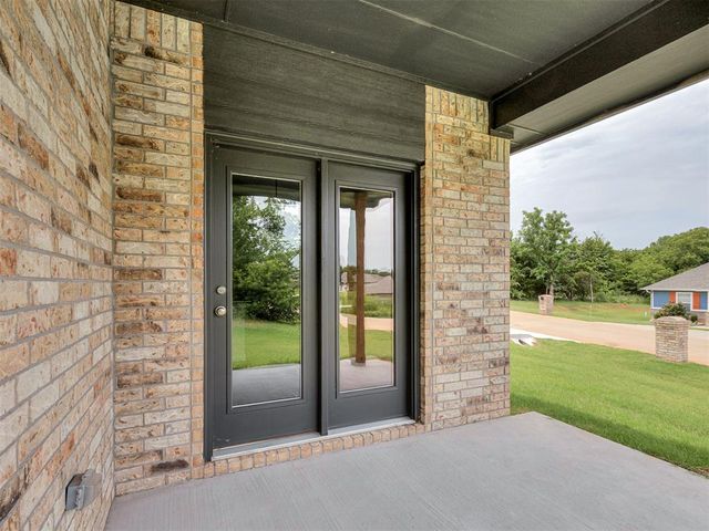 9881 Livingston Road, Edmond, OK 73025