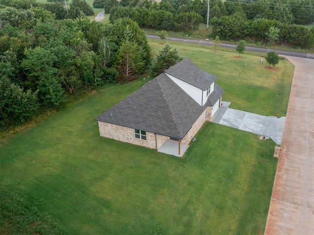 9881 Livingston Road, Edmond, OK 73025