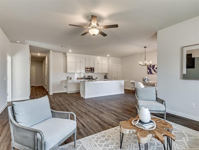 9881 Livingston Road, Edmond, OK 73025