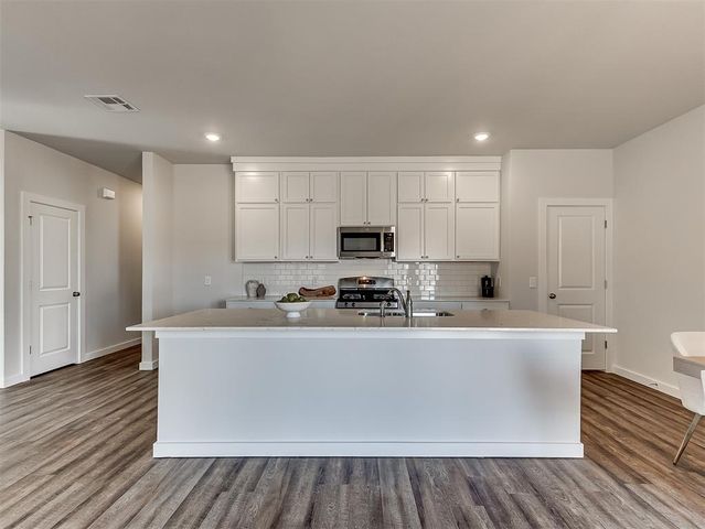 9881 Livingston Road, Edmond, OK 73025