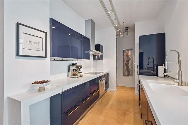 3324 Peachtree NE Road 3015, Atlanta, GA 30326