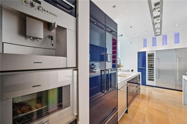 3324 Peachtree NE Road 3015, Atlanta, GA 30326