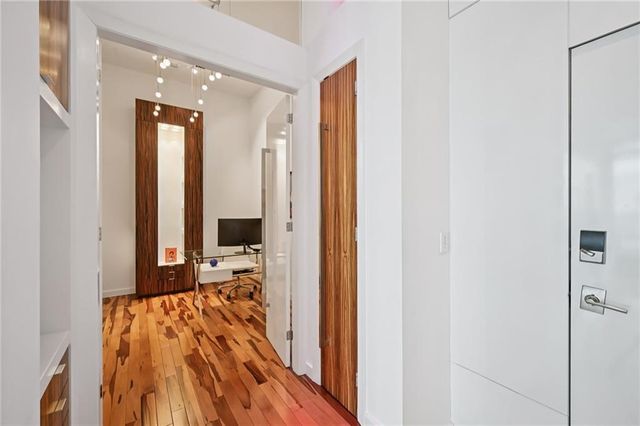 3324 Peachtree NE Road 3015, Atlanta, GA 30326