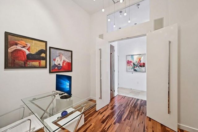 3324 Peachtree NE Road 3015, Atlanta, GA 30326