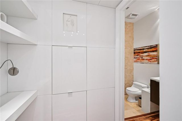 3324 Peachtree NE Road 3015, Atlanta, GA 30326