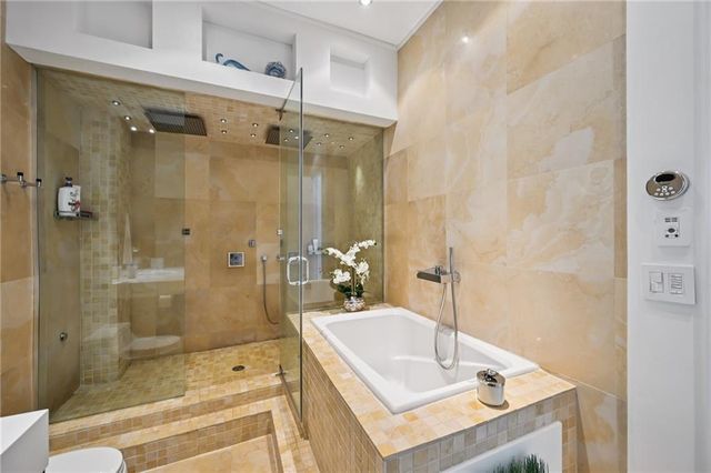 3324 Peachtree NE Road 3015, Atlanta, GA 30326