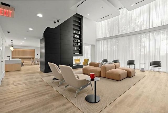 3324 Peachtree NE Road 3015, Atlanta, GA 30326