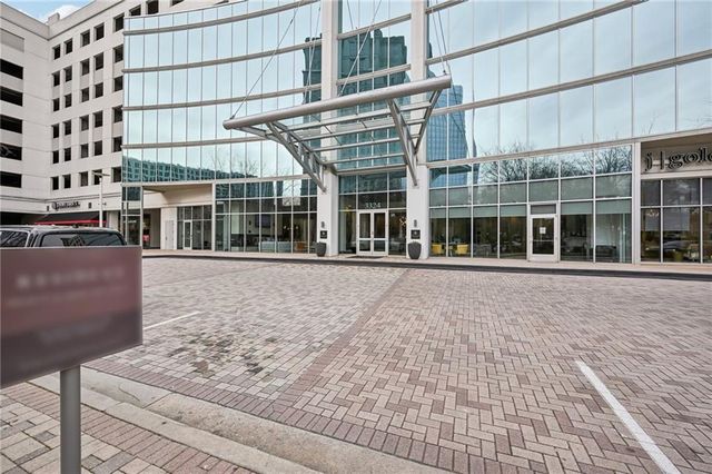 3324 Peachtree NE Road 3015, Atlanta, GA 30326