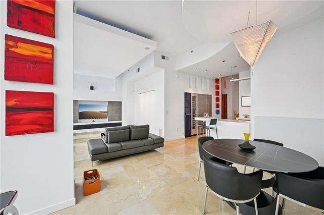 3324 Peachtree NE Road 3015, Atlanta, GA 30326