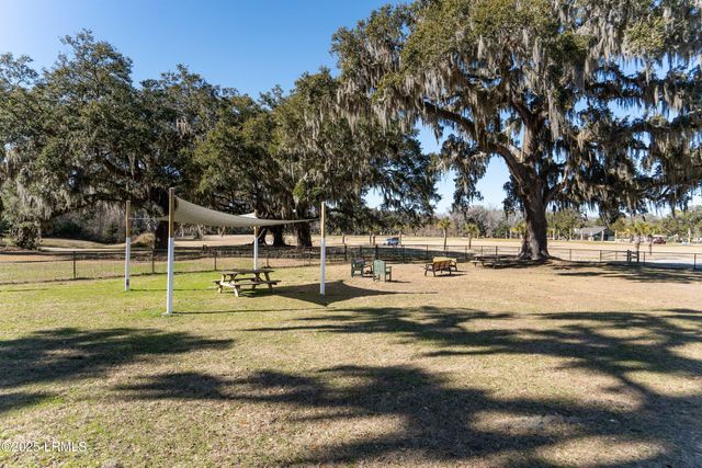 2605 Joshua Circle, Beaufort, SC 29902