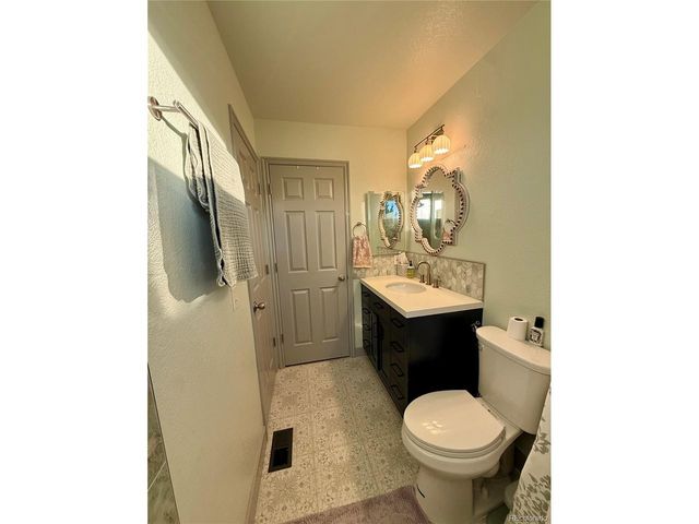 9358 Wolfe Pl, Littleton, CO 80129