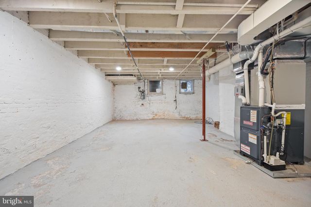 415 E LAFAYETTE AVE, Baltimore, MD 21202