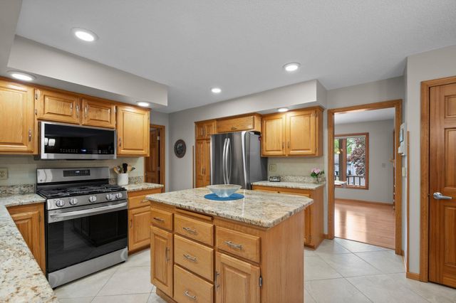 14400 Raven Street NW, Andover, MN 55304