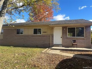 15645 Wendy Street, Taylor, MI 48180