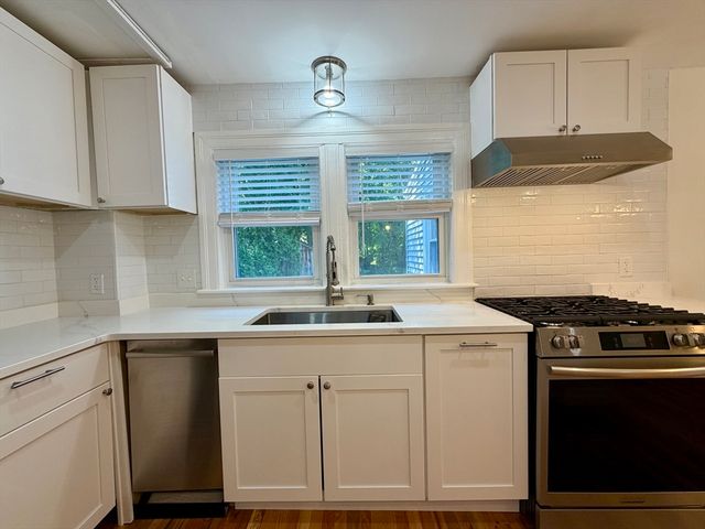 34 Walworth Street, Worcester, MA 01602