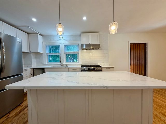 34 Walworth Street, Worcester, MA 01602