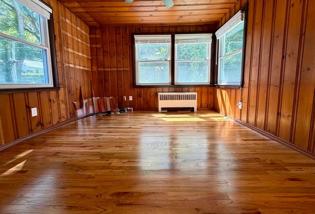 34 Walworth Street, Worcester, MA 01602