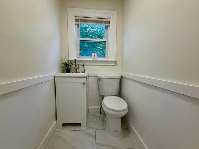 34 Walworth Street, Worcester, MA 01602