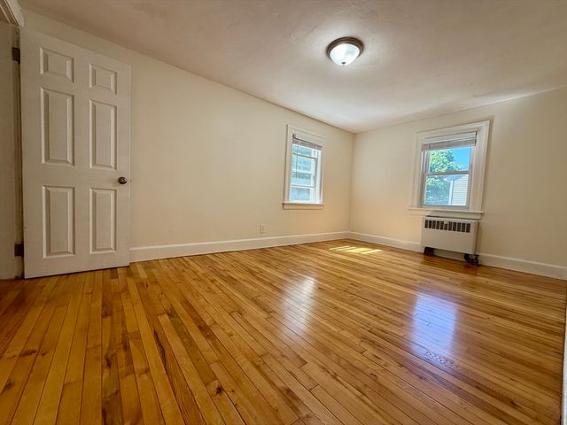 34 Walworth Street, Worcester, MA 01602