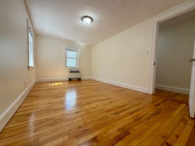 34 Walworth Street, Worcester, MA 01602