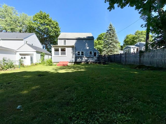 34 Walworth Street, Worcester, MA 01602