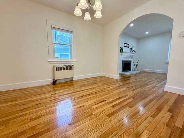 34 Walworth Street, Worcester, MA 01602