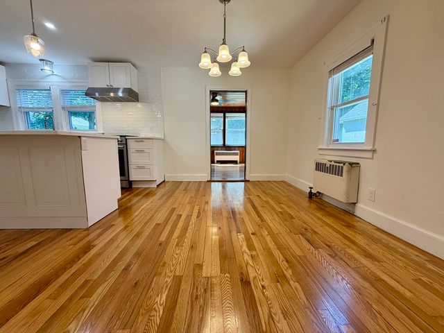 34 Walworth Street, Worcester, MA 01602