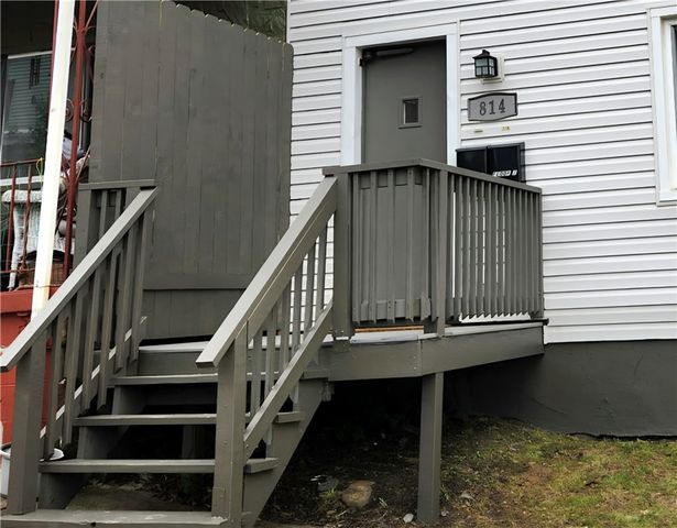 814 Mccandless Ave, Lawrenceville, PA 15201